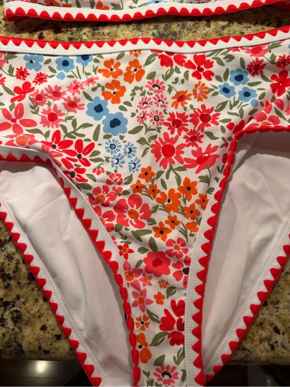 Floral Cottagecore High-Waist Bikini Set with Red Trim NWOT | size Medium